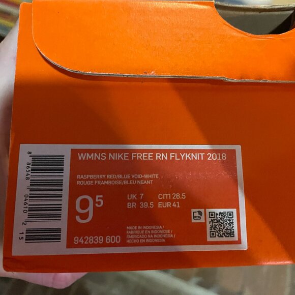 NWOT Like New Nike Free Flyknit 2018 Raspberry Red Size 9.5 - Picture 6 of 6